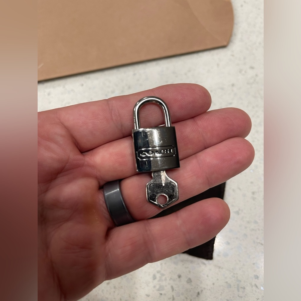 Coach (rare) Silver Lock & Key - Picture 6 of 6